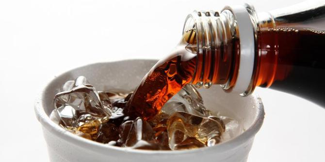 ALASAN SEHAT UNTUK BERHENTI MINUM SODA