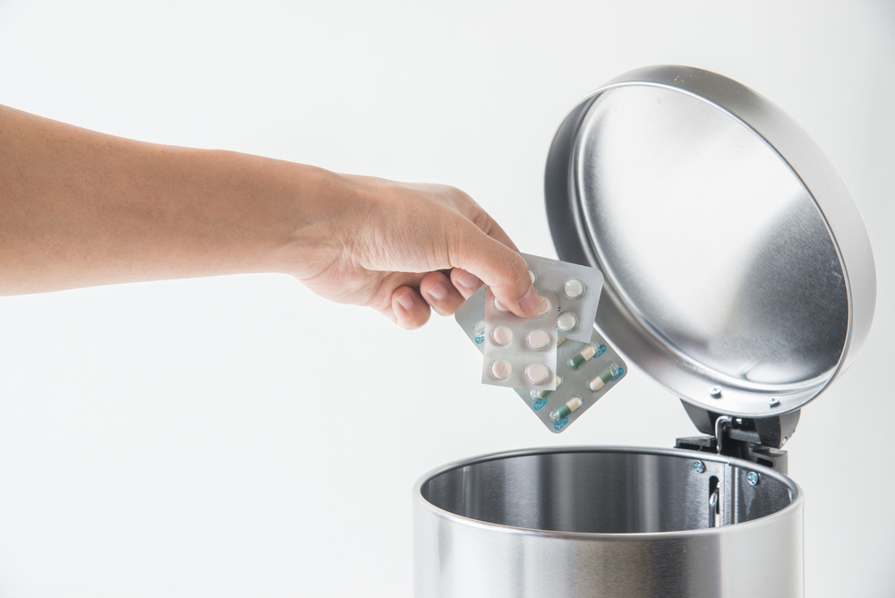 BAGAIMANA CARA MEMBUANG OBAT YANG AMAN?