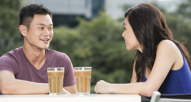 BAGI COWOK, 7 HAL SEDERHANA DARI CEWEK INI DIANGGAP ROMANTIS BANGET