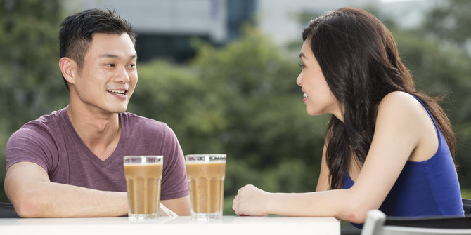 BAGI COWOK, 7 HAL SEDERHANA DARI CEWEK INI DIANGGAP ROMANTIS BANGET