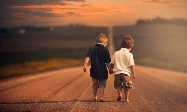 TIPE SAHABAT YANG WAJIB KAMU JAGA, BUKAN KAMU SIA-SIAIN