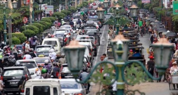 5 ALASAN KENAPA SEBAIKNYA JANGAN LIBURAN KE JOGJA SAAT MUSIM MUDIK LEBARAN. NGGAK ASIK DEH…