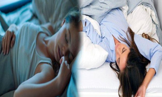 LEBIH BAIK MANA, TIDUR PAKAI BANTAL ATAU TIDAK?