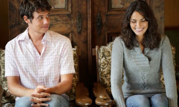 HAL YANG PERLU DIPERHATIKAN SEBELUM PACARAN SAMA PRIA PENDIAM