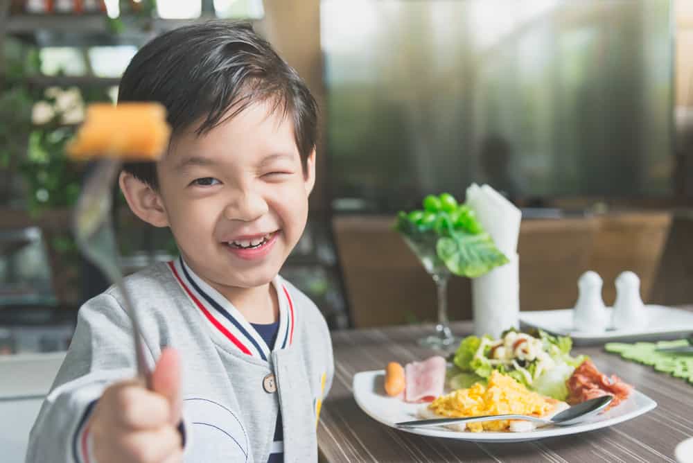 5 JENIS SAYUR TERBAIK UNTUK ANAK YANG WAJIB IBU TAU