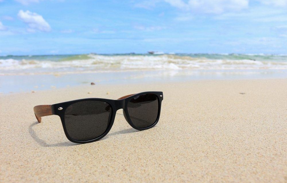 BAHAYA PAKE KACAMATA HITAM MURAHAN