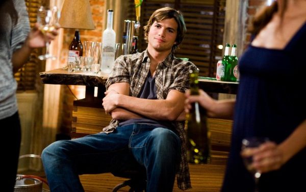 7 CIRI KHAS COWOK PELIT YANG BISA BIKIN KAMU ILLFEEL