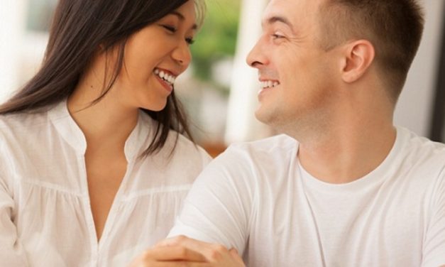 TANDA PASANGAN TERLALU MENCINTAIMU