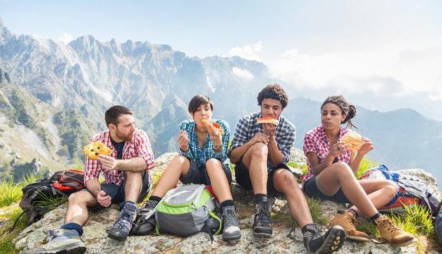 BEKAL KHAS YANG BIASA DIBAWA ORANG INDONESIA SAAT TRAVELING