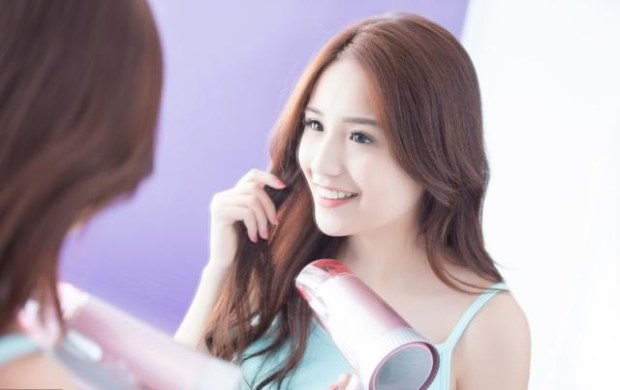 TEKSTUR RAMBUT TERNYATA BISA BERUBAH SENDIRI, KOK BISA?