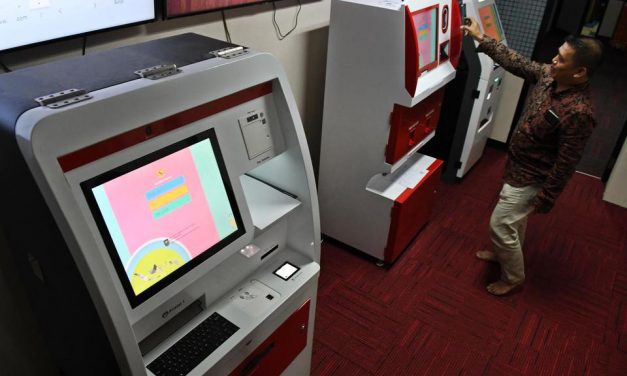 BEGINI CARA CETAK E-KTP DAN DOKUMEN KEPENDUDUKAN LEWAT MESIN ADM. NGGAK SAMPAI 2 MENIT