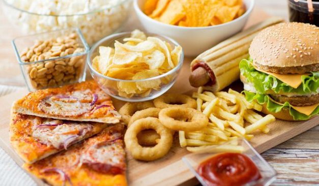 BERAPA LAMA WAKTU OLAHRAGA UNTUK BAKAR KALORI DARI JUNK FOOD