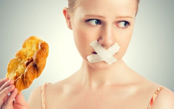 INI 5 TANDA KALAU KAMU MENGIDAP ANOREKSIA