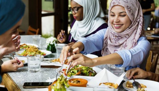 JENIS MAKANAN YANG BISA MEMPERPENDEK USIA